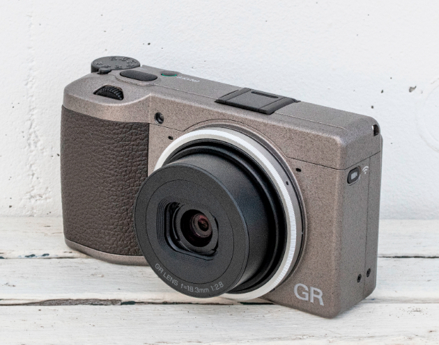 RICOH GR III Diary Edition Special Limited Kit: A limited-edition package  featuring a high-end, specially coated digital compact camera and exclusive  accessories｜RICOH IMAGING